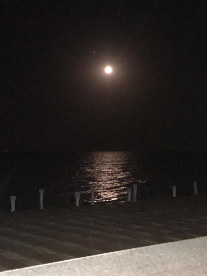 Отель Asteria Одесса Экстерьер фото